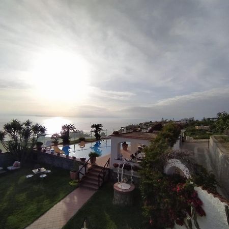 Dimorra Sun And Relax Villa Forio  Bagian luar foto