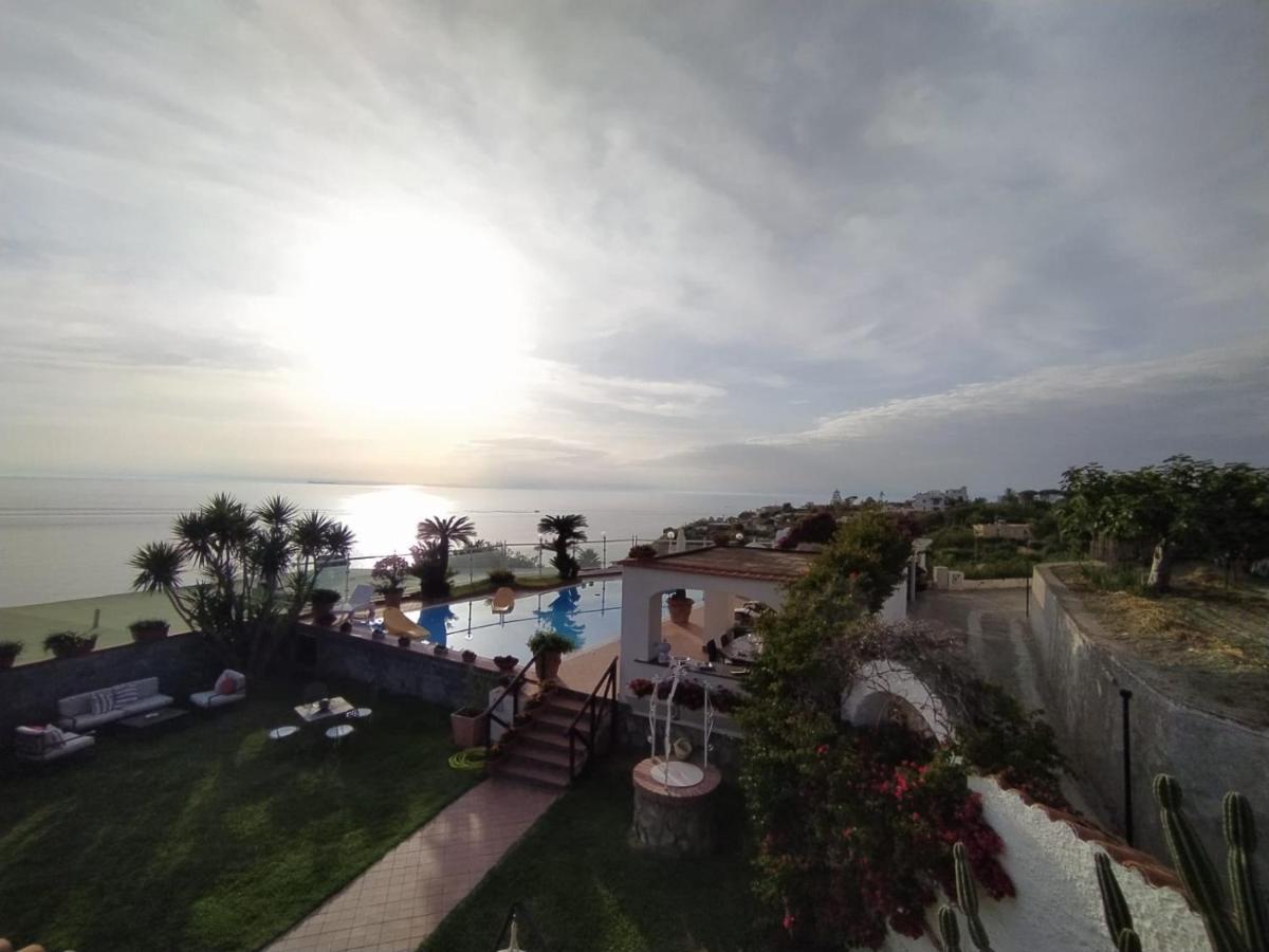 Dimorra Sun And Relax Villa Forio  Bagian luar foto